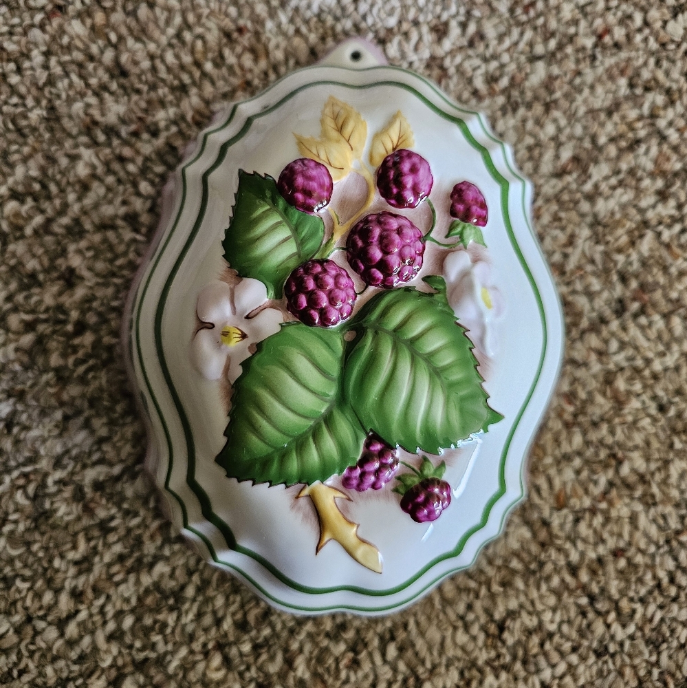 Set of 6 le cordon bleu Franklin Mint wall hang jello mold 1986
